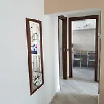 Karina House - كومو