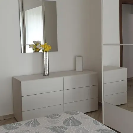 Karina House - Apartman Como