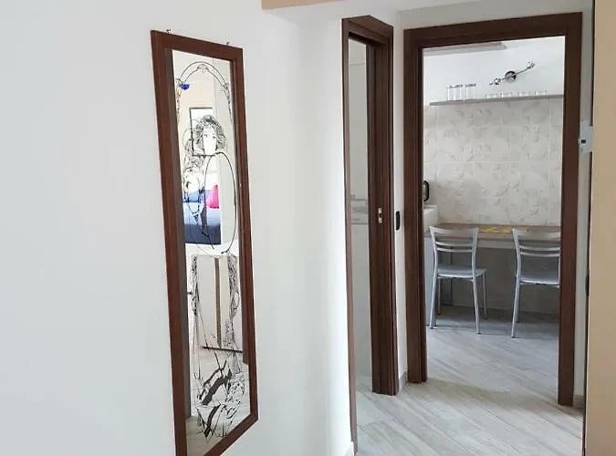 Karina House - كومو